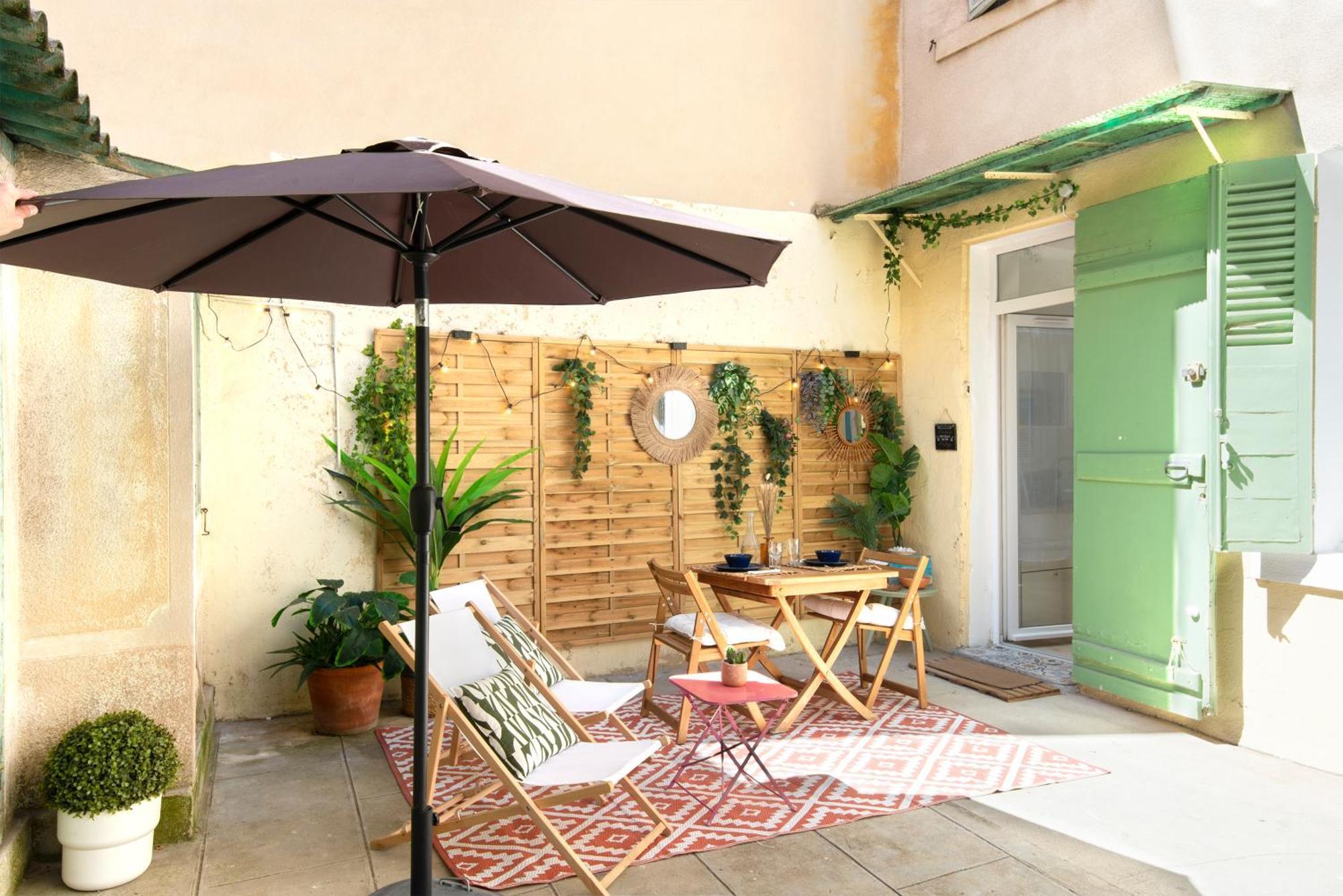 Paradis D'Amour Avec Terrasse Marseille Extérieur photo