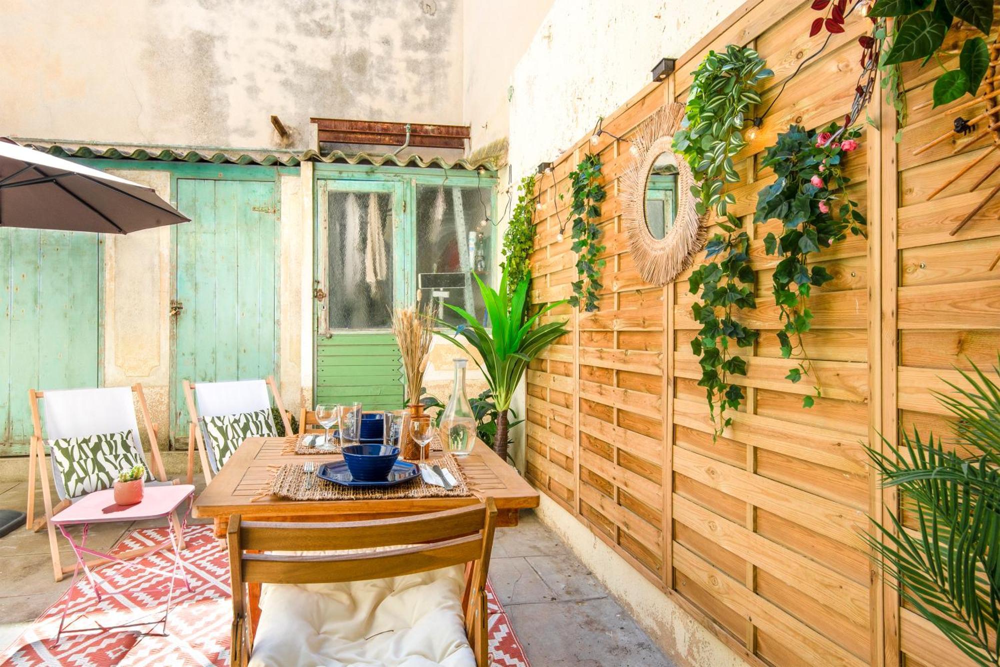 Paradis D'Amour Avec Terrasse Marseille Extérieur photo